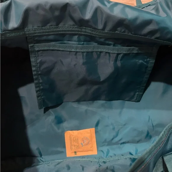 Gymshark Duffel Bag Active Holdall Small Functional Teal Gym Bag NEW - Picture 6 of 8